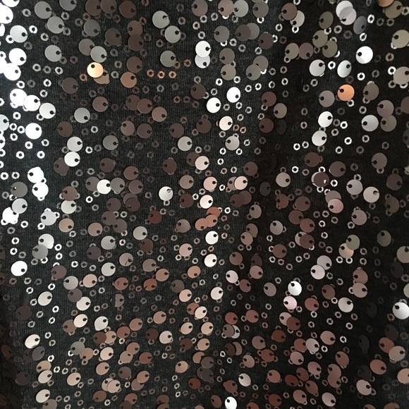 Old Navy Metallic Grey Tank Top Size XL. - Picture 2 of 4